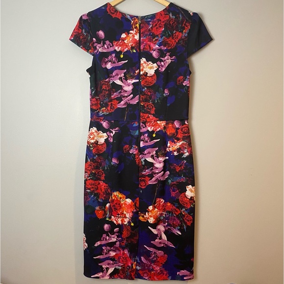Betsey Johnson Cap Sleeve Violet Red Floral Knee Length Sheath Dress size 12 - Picture 6 of 13